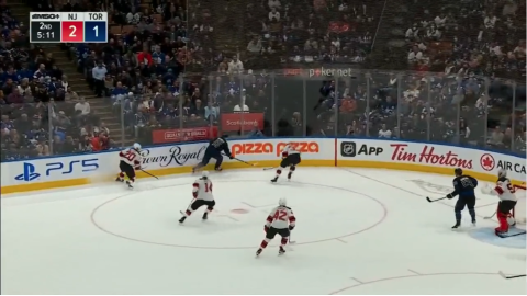 Maple Leafs with Rim Releases to Evade Pressure